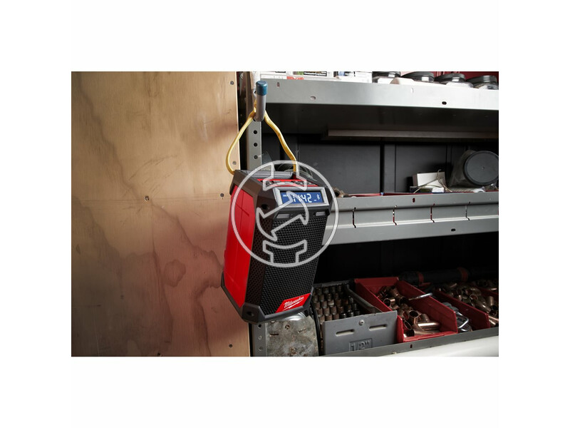 milwaukee_m12_rcdab_0_fuel_akkus_radiotolto_dab_akku_es_tolto_nelkul_12.jpg 4933472114