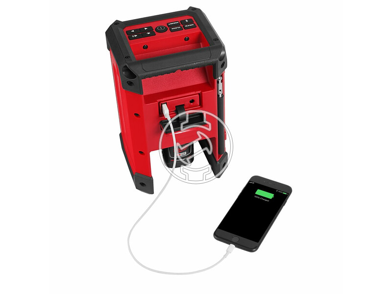 milwaukee_m12_rcdab_0_fuel_akkus_radiotolto_dab_akku_es_tolto_nelkul_1.jpg 4933472114