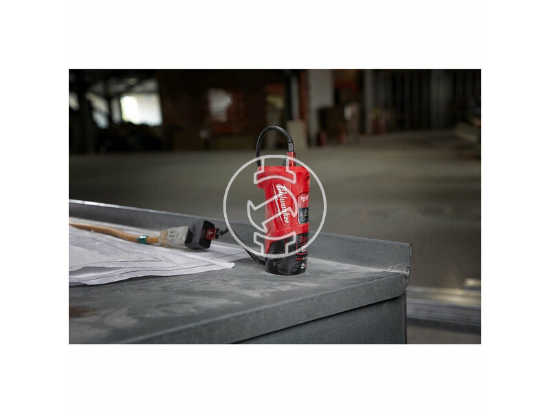 milwaukee_m12_tc_kompakt_lithium_ion_akkumulator_tolto_es_aramforras_12_v_25458_ora_4.jpg 4932459450