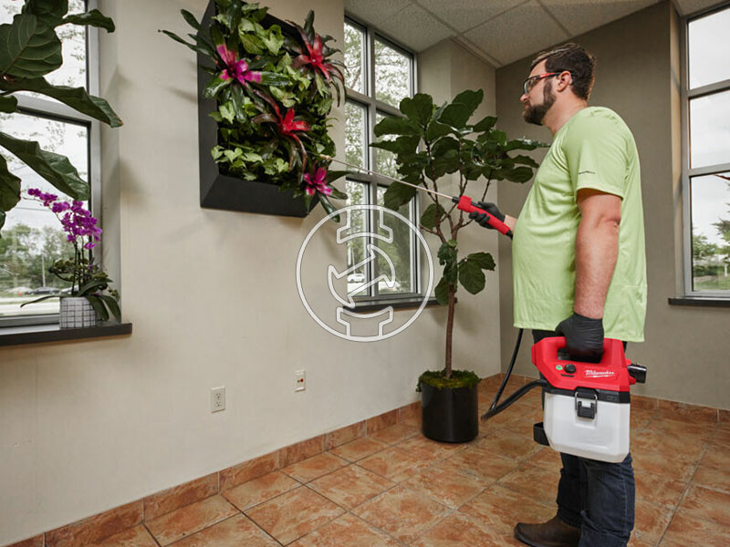 Milwaukee M12BHCS3L-201 akkus permetező 1 x 2Ah + töltő