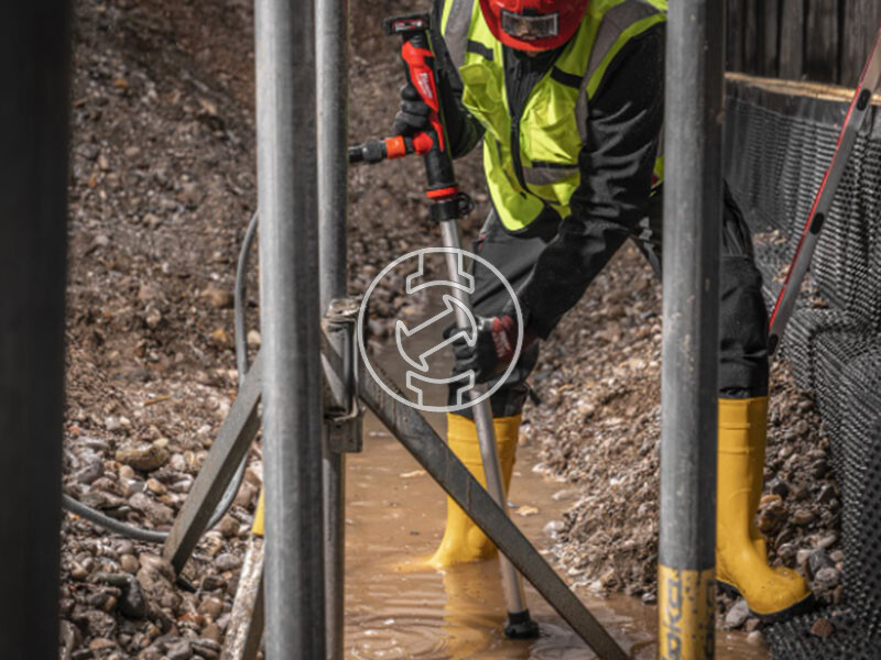 Milwaukee M12BSWP-0 akkus vízszivattyú