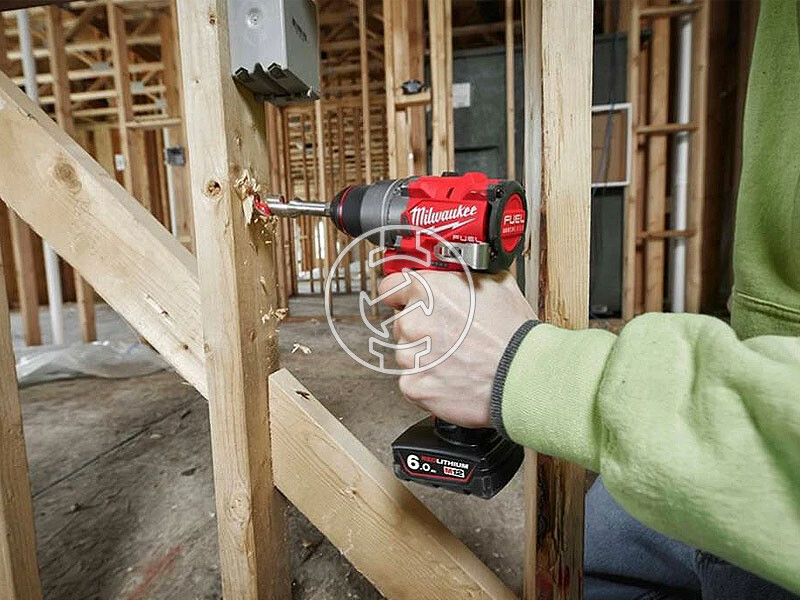 Milwaukee M12FDD2-602X akkus fúrócsavarozó tokmányos