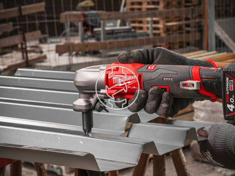 Milwaukee M12FNB16-0X akkus fémlyukasztó