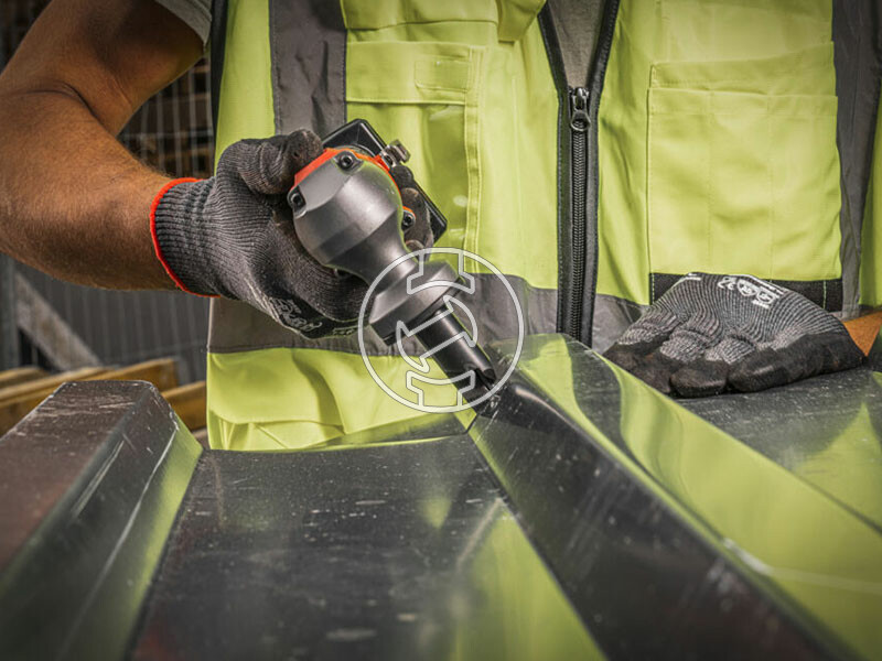 Milwaukee M12FNB16-0X akkus fémlyukasztó