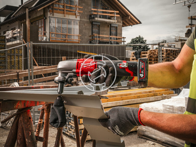 Milwaukee M12FNB16-402X akkus fémlyukasztó