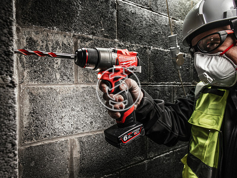 Milwaukee M12 FPP2H2-423X gépcsomag