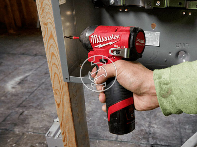 Milwaukee M12FPP2A2-402X gépcsomag