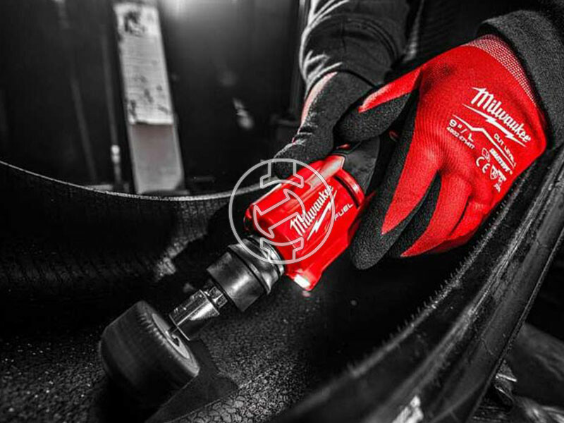 Milwaukee M12FTB-0 akkus gumiabroncs polírozó