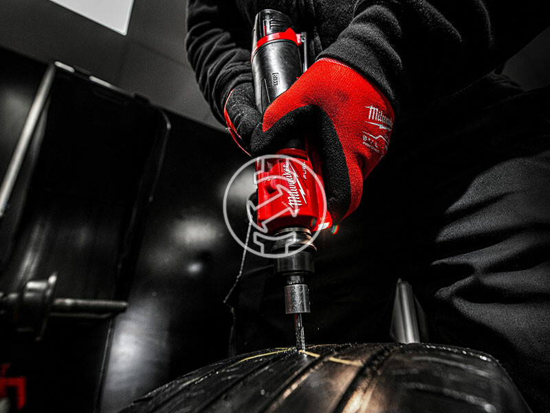 Milwaukee M12FTB-0 akkus gumiabroncs polírozó