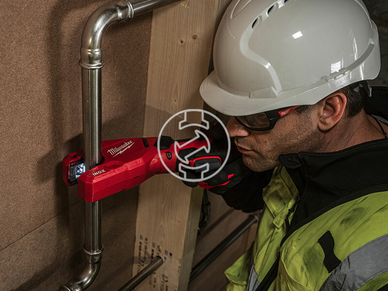 Milwaukee M12PCSS-202C akkus csővágó + AJÁNDÉK utazó bögre