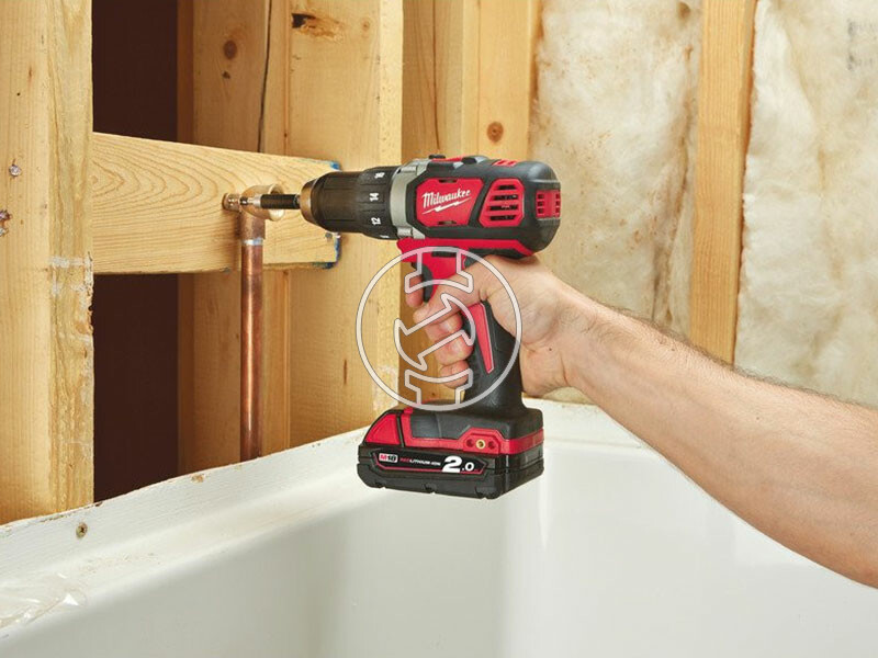 Milwaukee M18 BDD-202C fúrócsavarozó