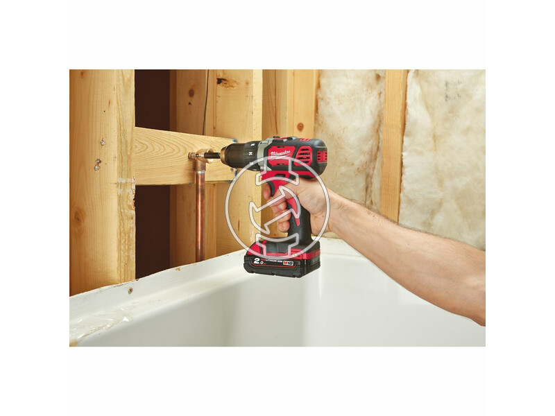 milwaukee_m18_bdd_403c_akkus_kompakt_furo_csavarozo_3_x_40_ah_li_ion_akkuval_18.jpg 4933448362