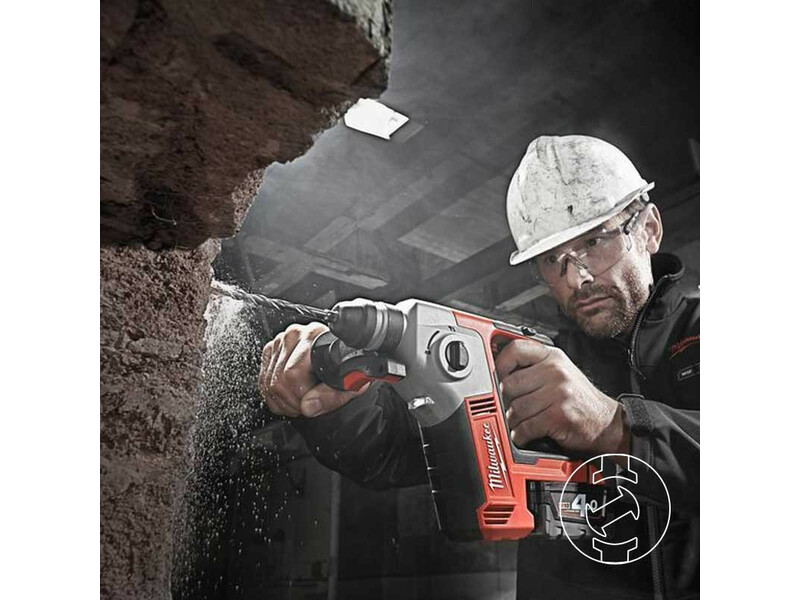 Milwaukee M18 BH-402C