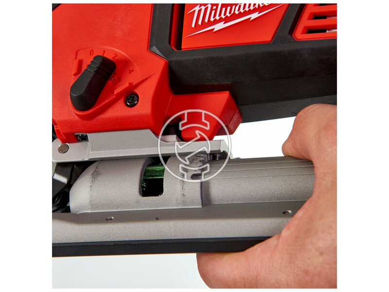 4933451391 milwaukee_m18_bjs_0_akkus_szurofuresz_akku_es_tolto_nelkul_2