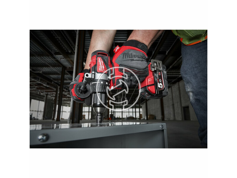 milwaukee_m18_bldd2_402x_akkus_szenkefe_nelkuli_furo_csavarozo_2_x_40_ah_li_ion_akkuval_11.jpg 4933464559
