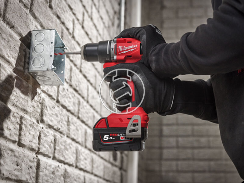 Milwaukee M18 BLDDRC-202C akkus fúrócsavarozó tokmányos 2 x M18 B2 + M12-18 C