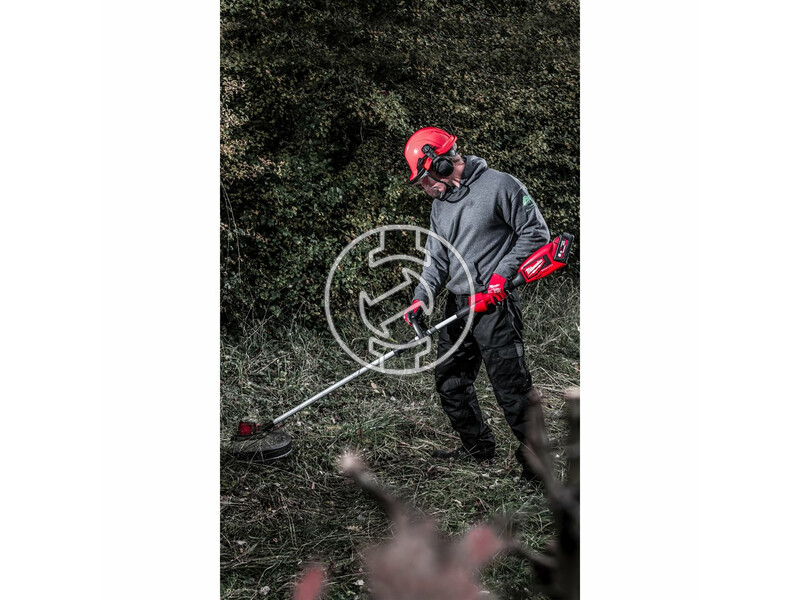 milwaukee_m18_bllt_0_akkus_szenkefe_nelkuli_szegelynyiro_akku_es_tolto_nelkul_4.jpg 4933472218