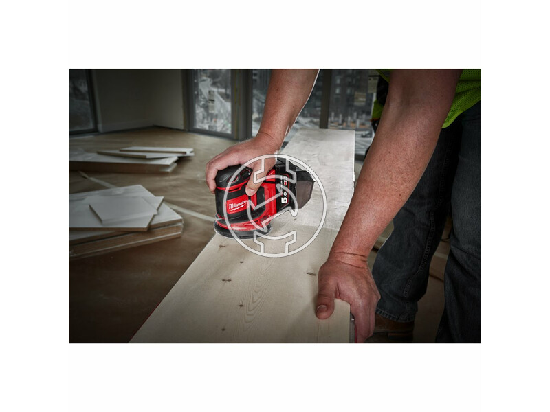 milwaukee_m18_bos125_0_akkus_excentercsiszolo_akku_es_tolto_nelkul_5.jpg 4933464228