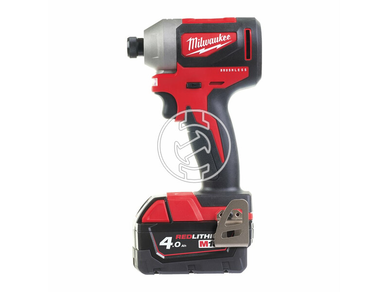 milwaukee_m18_cblid_402c_akkus_kompakt_szenkefe_nelkuli_utvecsavarozo_14_hatszog_meghajtassal_2_x_40_ah_li_ion_akkuval_0.jpg 4933464534