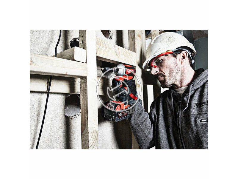 milwaukee_m18_cblid_402c_akkus_kompakt_szenkefe_nelkuli_utvecsavarozo_14_hatszog_meghajtassal_2_x_40_ah_li_ion_akkuval_4.jpg 4933464534