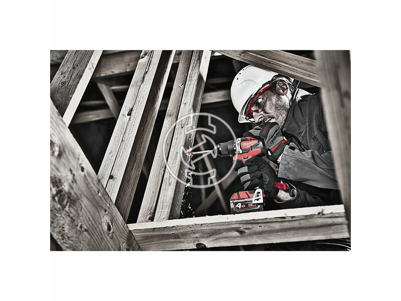 4933464320 milwaukee_m18_cblpd_202c_akkus_kompakt_szenkefe_nelkuli_utvefuro_csavarozo_2_x_20_ah_li_ion_akkuval_9