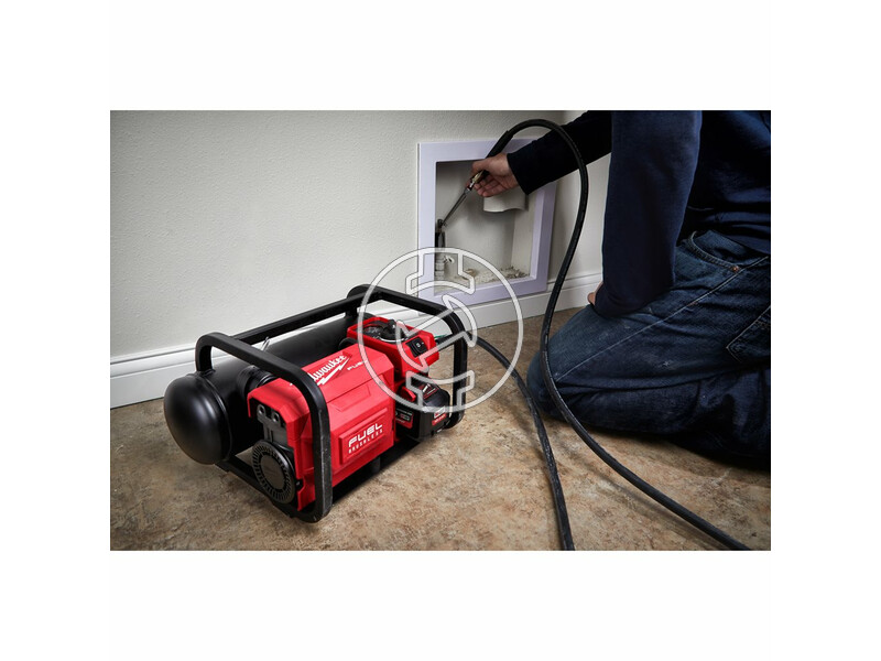 milwaukee_m18_fac_0_fuel_akkus_szenkefe_nelkuli_legkompresszor_akku_es_tolto_nelkul_11.jpg 4933472166