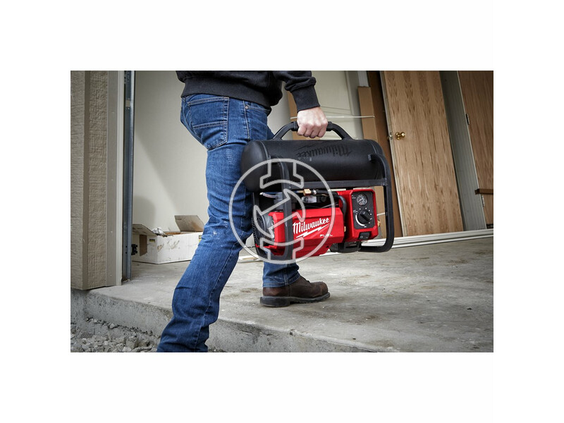 milwaukee_m18_fac_0_fuel_akkus_szenkefe_nelkuli_legkompresszor_akku_es_tolto_nelkul_8.jpg 4933472166