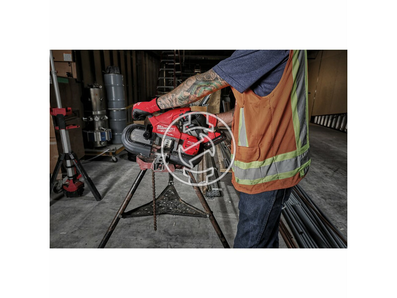 milwaukee_m18_fbs85_0c_fuel_akkus_szenkefe_nelkuli_kompakt_szalagfuresz_akku_es_tolto_nelkul_13.jpg 4933471496