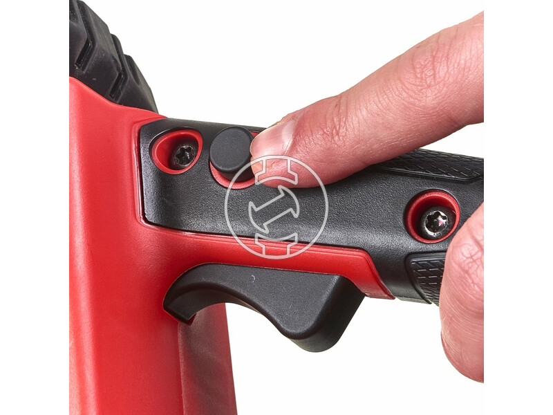 milwaukee_m18_fchsc_0_fuel_akkus_szenkefe_nelkuli_lancfuresz_akku_es_tolto_nelkul_19.jpg 4933471441