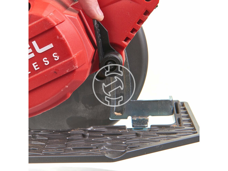 milwaukee_m18_fcs66_0_fuel_akkus_szenkefe_nelkuli_korfuresz_fahoz_es_muanyaghoz_akku_es_tolto_nelkul_23.jpg 4933464725