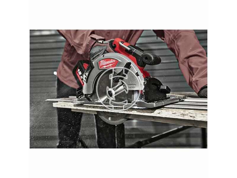 milwaukee_m18_fcsg66_121c_fuel_akkus_szenkefe_nelkuli_korfuresz_fahoz_es_muanyaghoz_1_x_120_ah_li_ion_akkuval_5.jpg 4933471195