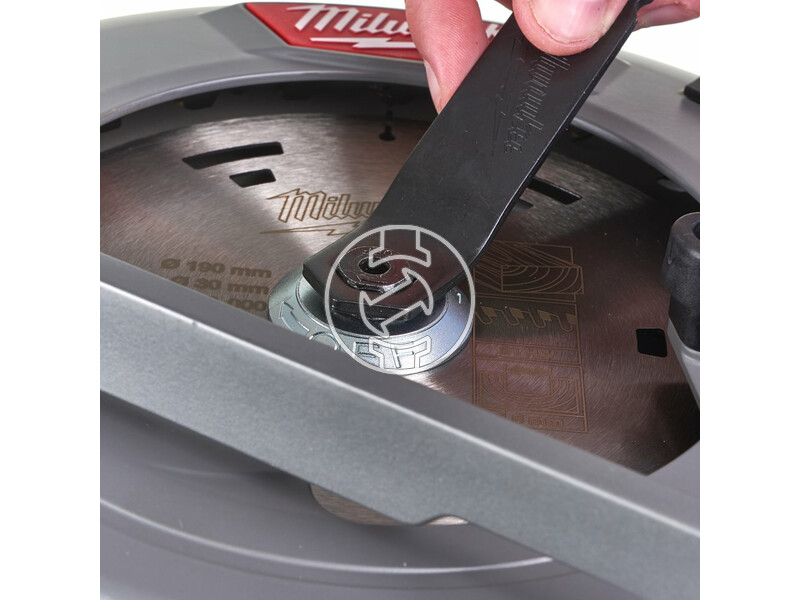 milwaukee_m18_fcsrh66_0_fuel_akkus_szenkefe_nelkuli_korfuresz_hatso_fogantyuval_akku_es_tolto_nelkul_5.jpg 4933471444