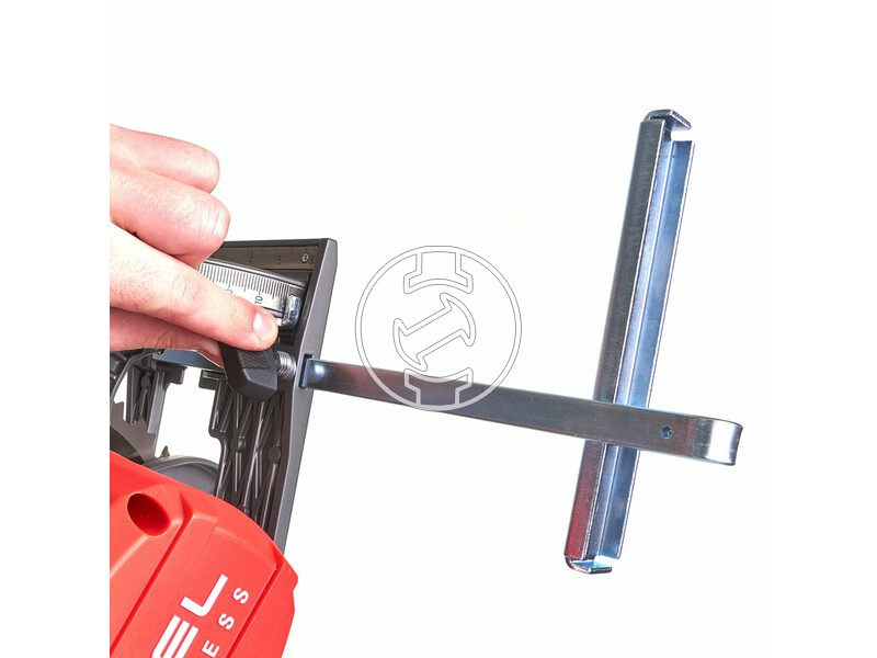 milwaukee_m18_fcsrh66_0_fuel_akkus_szenkefe_nelkuli_korfuresz_hatso_fogantyuval_akku_es_tolto_nelkul_8.jpg 4933471444