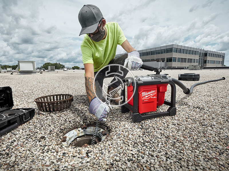 Milwaukee M18 FCSSM-121 akkus duguláselhárító+csőtisztító spirál+spirál tartó+csőtisztító készlet