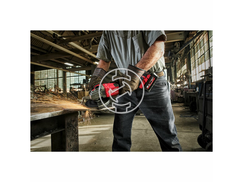 milwaukee_m18_fhsag125xb_0x_fuel_akkus_rapidstop_szenkefe_nelkuli_sarokcsiszolo_akku_es_tolto_nelkul_4.jpg 4933471077