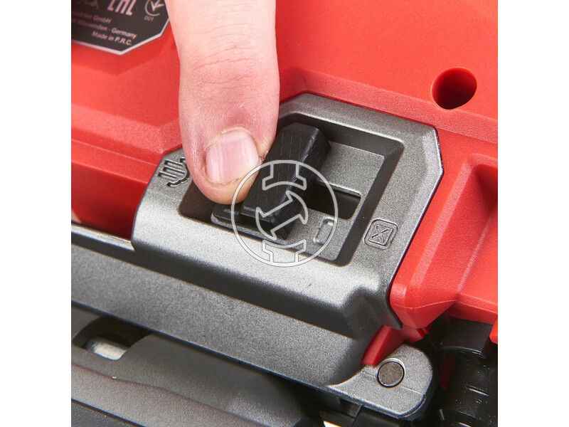 milwaukee_m18_fjs_0x_fuel_akkus_szenkefe_nelkuli_szurofuresz_akku_es_tolto_nelkul_3.jpg 4933464726