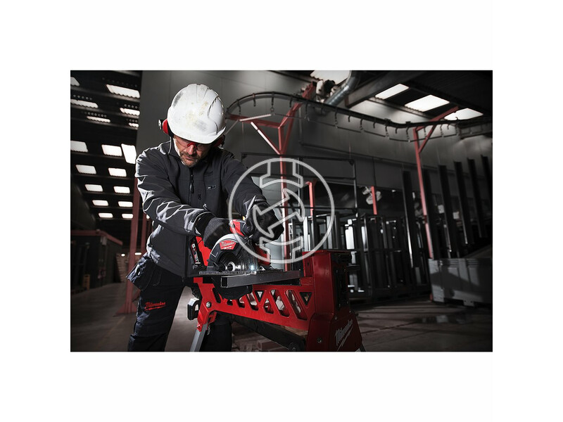 milwaukee_m18_fmcs_0x_akkus_szenkefe_nelkuli_femvago_korfuresz_akku_es_tolto_nelkul_14.jpg 4933459192