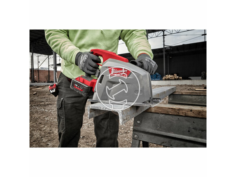 milwaukee_m18_fmcs66_0c_fuel_akkus_szenkefe_nelkuli_femvago_korfuresz_akku_es_tolto_nelkul_10.jpg 4933472110