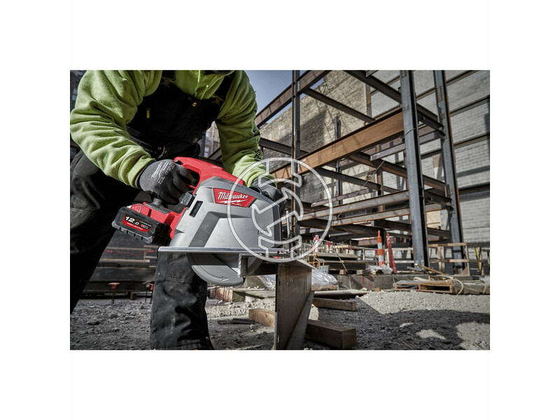 milwaukee_m18_fmcs66_0c_fuel_akkus_szenkefe_nelkuli_femvago_korfuresz_akku_es_tolto_nelkul_17.jpg 4933472110