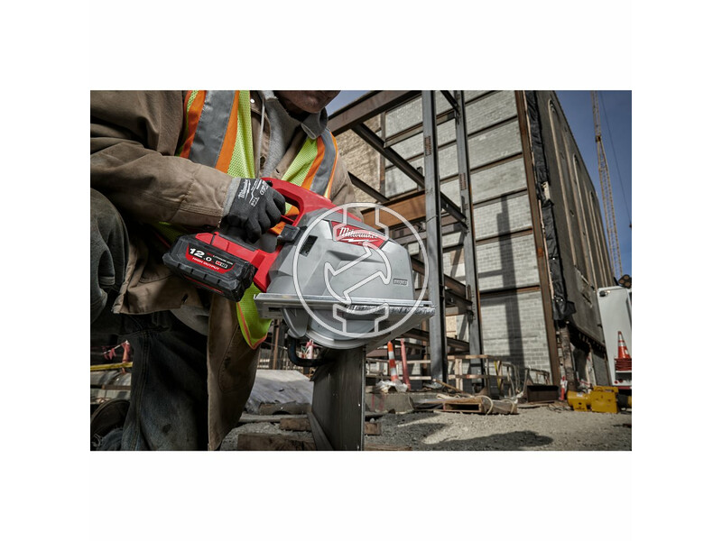 milwaukee_m18_fmcs66_121c_fuel_akkus_szenkefe_nelkuli_femvago_korfuresz_1_x_120_ah_li_ion_akkuval_9.jpg 4933472111