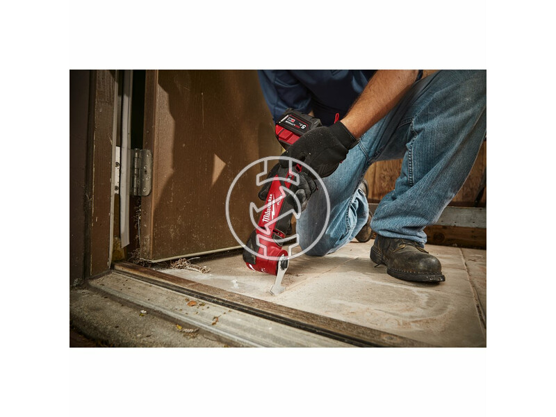 milwaukee_m18_fmt_0x_fuel_akkus_szenkefe_nelkuli_multitool_akku_es_tolto_nelkul_11.jpg 4933478491