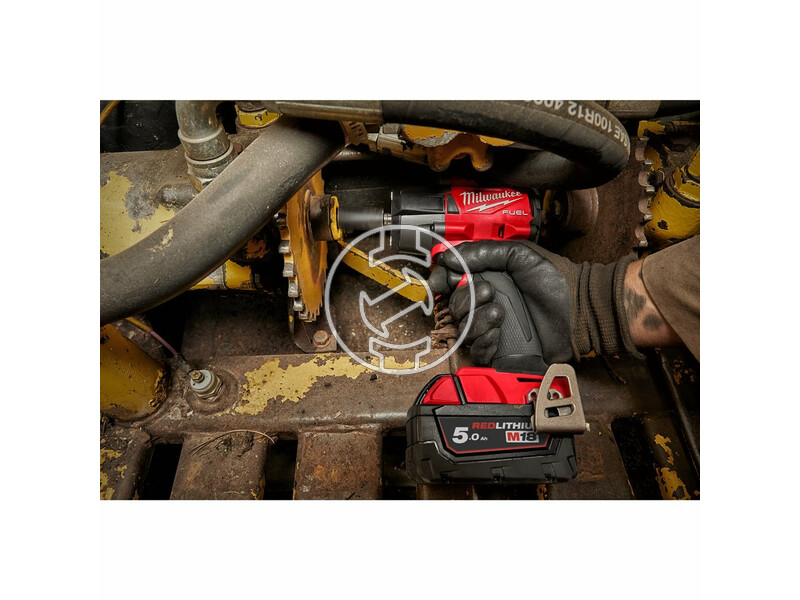 milwaukee_m18_fmtiw2f12_0x_fuel_akkus_kozepes_nyomateku_utvecsavarozo_biztositogyuruvel_12_negyszog_meghajtassal_akku_es_tolto_nelkul_12.jpg 4933478449