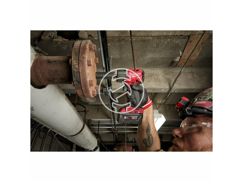 milwaukee_m18_fmtiw2p12_502x_fuel_akkus_kozepes_nyomateku_utvecsavarozo_utkozocsappal_12_negyszog_meghajtassal_2_x_50_ah_li_ion_akkuval_7.jpg 4933478453