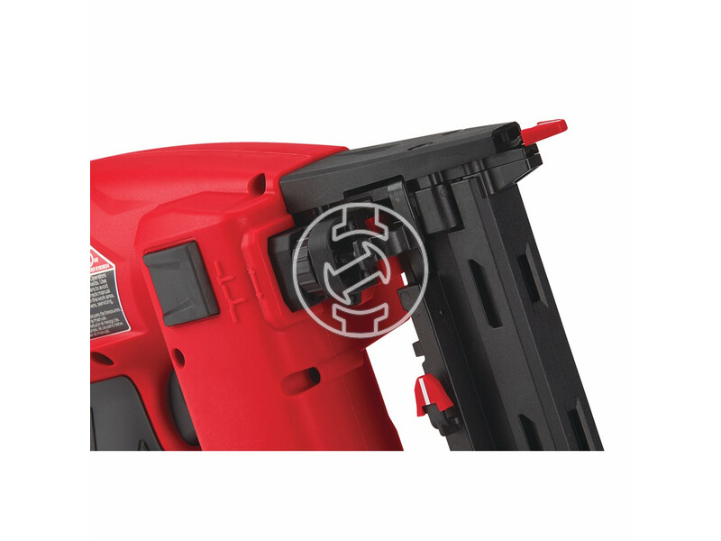 4933471940 milwaukee_m18_fncs18gs_202x_fuel_akkus_tuzogep_2_x_20_ah_li_ion_akkuval_3