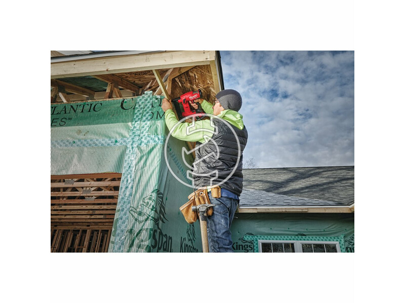 4933471940 milwaukee_m18_fncs18gs_202x_fuel_akkus_tuzogep_2_x_20_ah_li_ion_akkuval_6