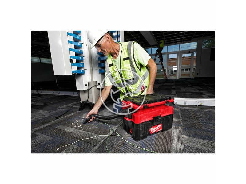 milwaukee_m18_fpovcl_0_fuel_packout_akkus_szenkefe_nelkuli_nedves_szaraz_porszivo_akku_es_tolto_nelkul_9.jpg 4933478187