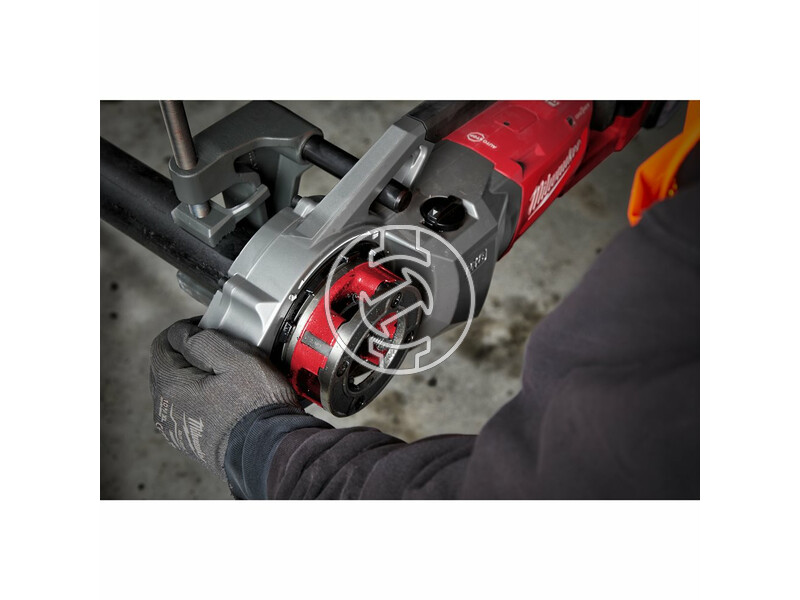 milwaukee_m18_fpt2_0c_akkus_one_key_fuel_szenkefe_nelkuli_csomenetvago_akku_es_tolto_nelkul_2.jpg 4933478596