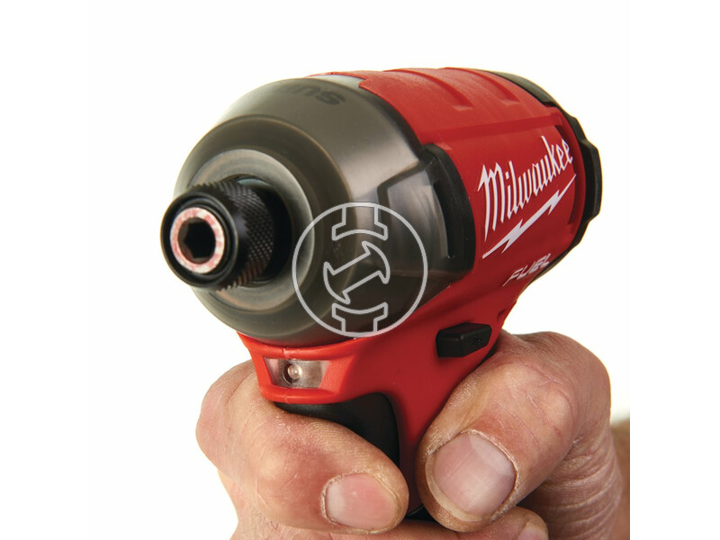 milwaukee_m18_fqid_502x_fuel_surge_akkus_hidraulikus_utvecsavarozo_14_hatszog_meghajtassal_2_x_50_ah_li_ion_akkuval_3.jpg 4933451790