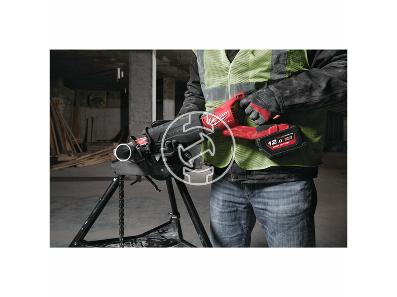 milwaukee_m18_fsx_0c_fuel_akkus_super_sawzall_szenkefe_nelkuli_szablyafuresz_akku_es_tolto_nelkul_10.jpg 4933464724