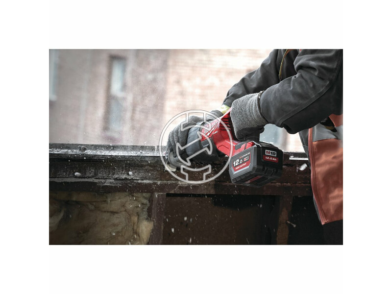 milwaukee_m18_fsx_0c_fuel_akkus_super_sawzall_szenkefe_nelkuli_szablyafuresz_akku_es_tolto_nelkul_13.jpg 4933464724